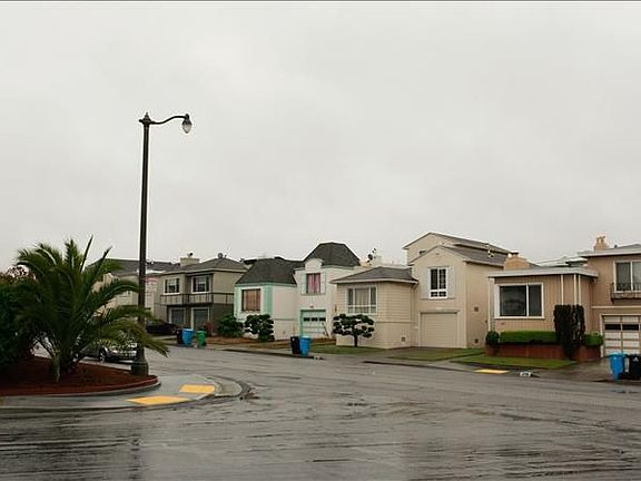 5th image of 191 Westmoorland Dr