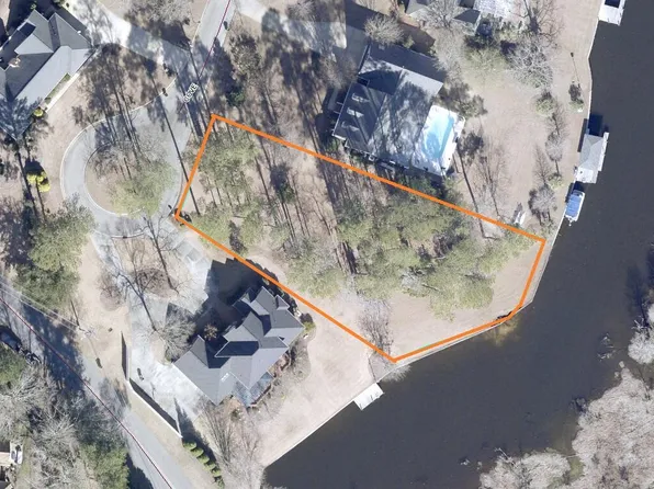 709 Cove Hbr #78, New Bern, NC 28562