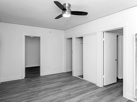 3rd image of 1109 N Lake Ave #2