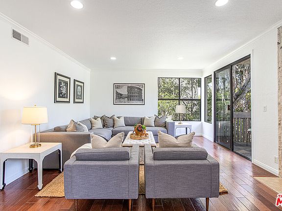 5th image of 450 San Vicente Blvd Unit 201