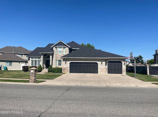 476 Ariane Way, Centerville, UT 84014