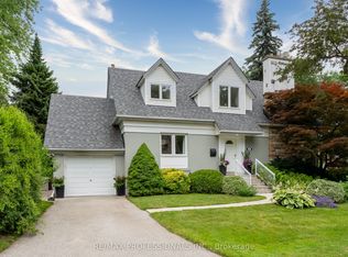 86 Van Dusen Blvd, Toronto, ON M8Z3G3