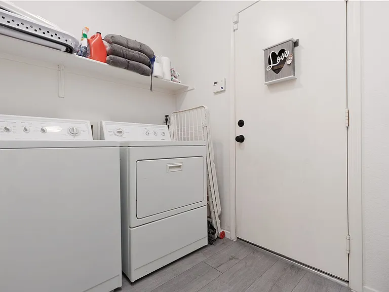 2165 Crestline Falls Pl — Photo 19
