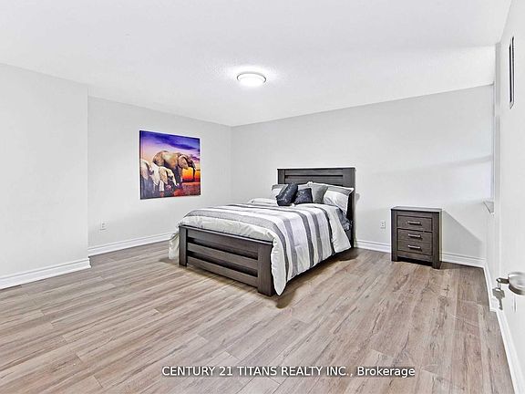 3rd image of 4064 Lawrence Ave E #510