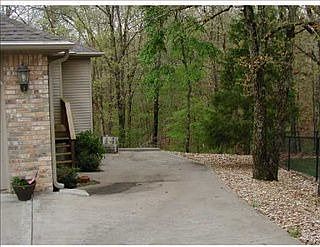 3rd image of 10 McGeorge Ln