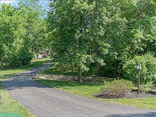 2nd image of 1697 Hardin Ln