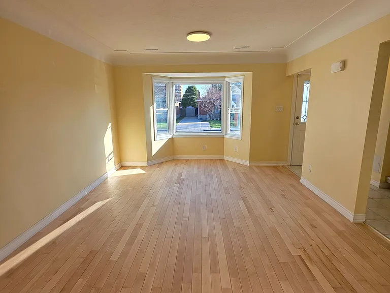 62 Richwill Rd #UPPER — Photo 4