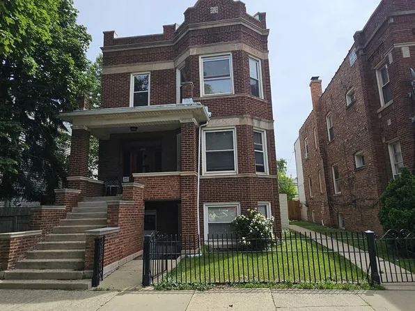 3823 N Bernard St, Chicago, IL 60618