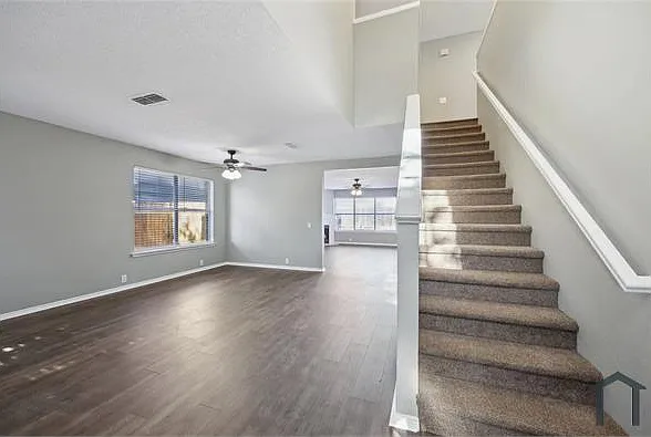 217 Amber Ridge Dr — Photo 11