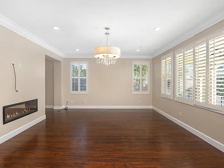 2854 Alamitos Rd — Photo 11