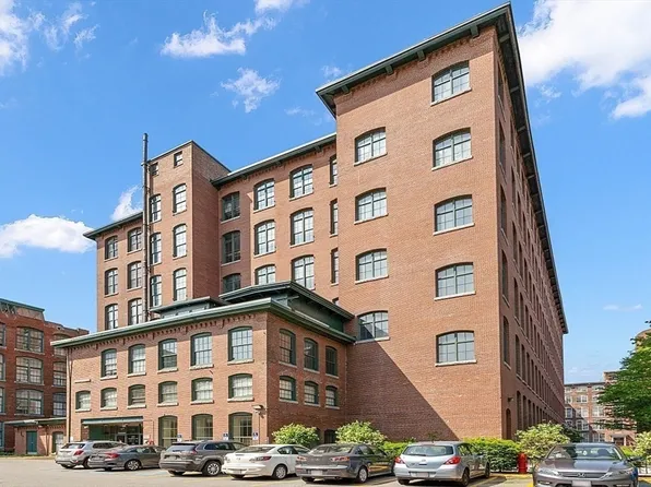200 Market St #117, Lowell, MA 01852