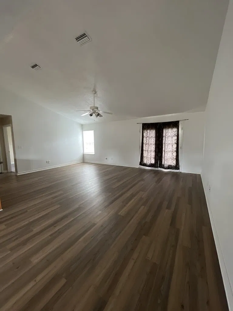 4621 Bobolink Way — Photo 2