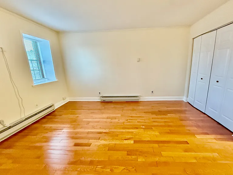 2528 Christian St #3 — Photo 17