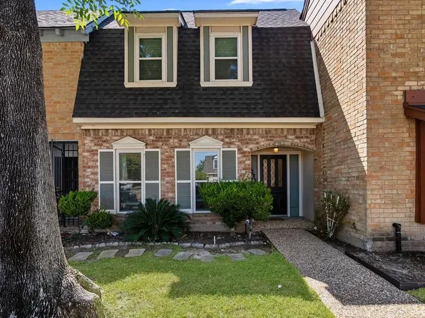 1349 Mardi Ln, Houston, TX 77055