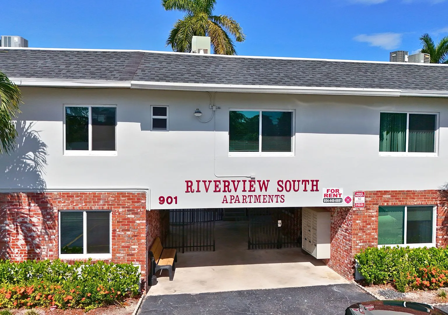 Riverview South Apartments — Photo 1