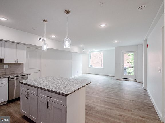 2nd image of 129 Washington Ave Unit A
