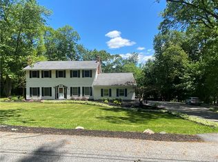 26 Buena Vista Ter, Central Valley, NY 10917