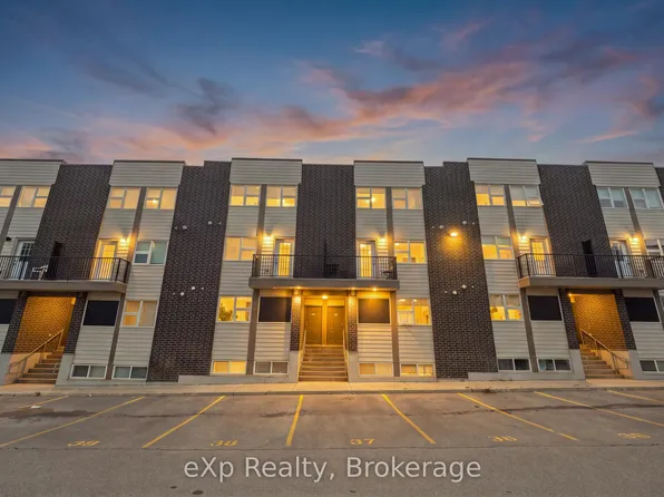 338 Albert St #119, Waterloo, ON N2L 0G8