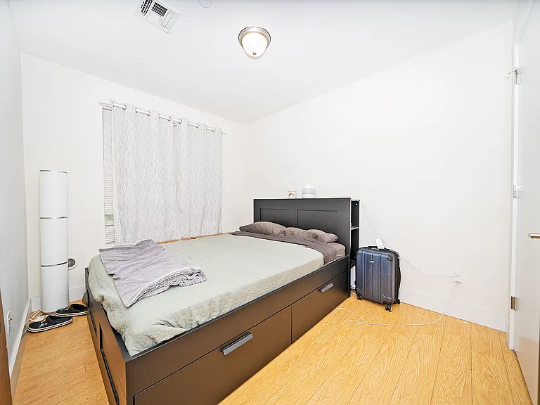 833 Monroe St #1C — Photo 8