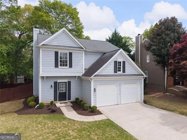 165 Farnworth Ln, Roswell, GA 30075