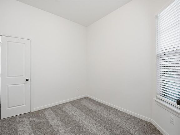 5th image of 1256 Tawny Hills Rd