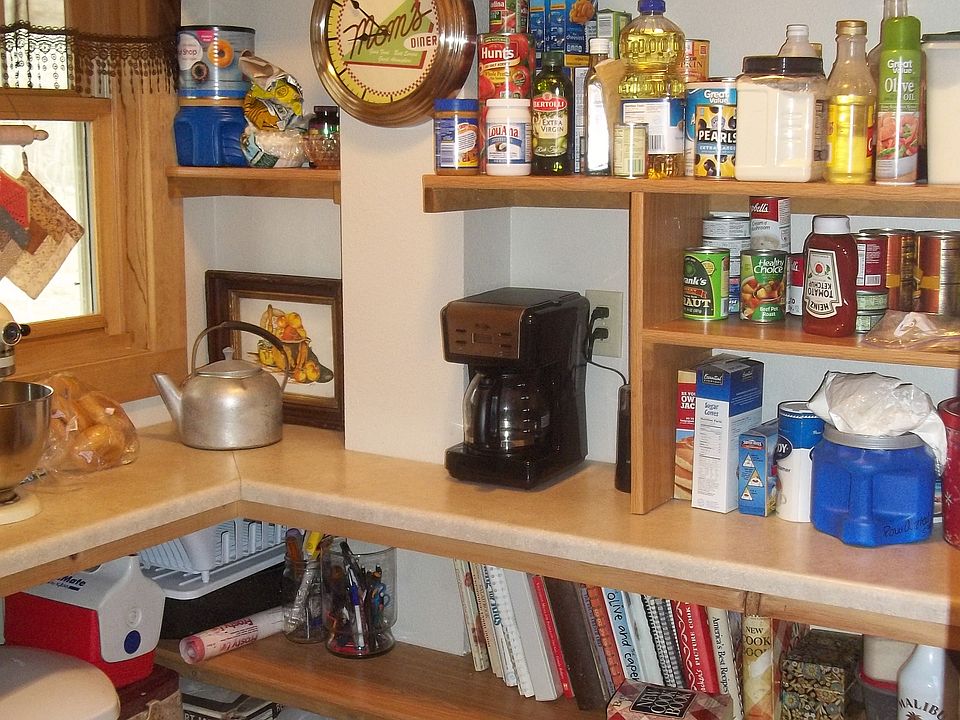 Butler's Pantry