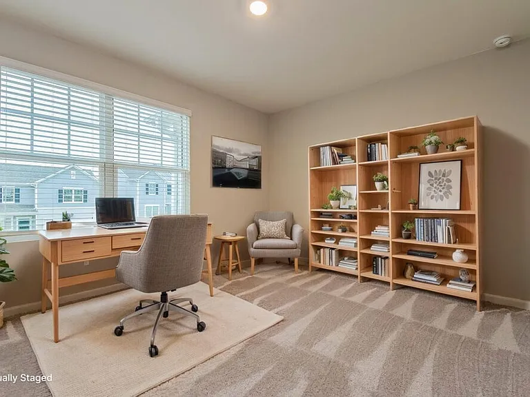 525 Knightsbridge Ln — Photo 14