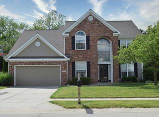 10212 Hawks Lake Dr, Fishers, IN 46037