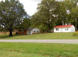 71 Hatchers Chapel Rd, Claudville, VA 24076