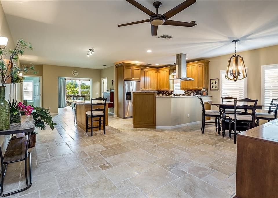 1st image of 1264 Highlands Dr