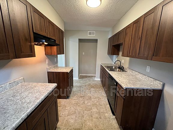 4th image of 48 Bonita Dr