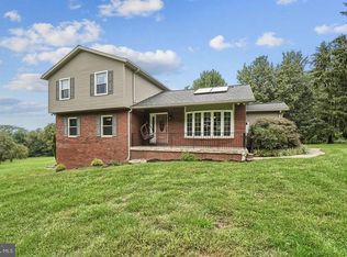 3160 Cardinal Dr, Westminster, MD 21157