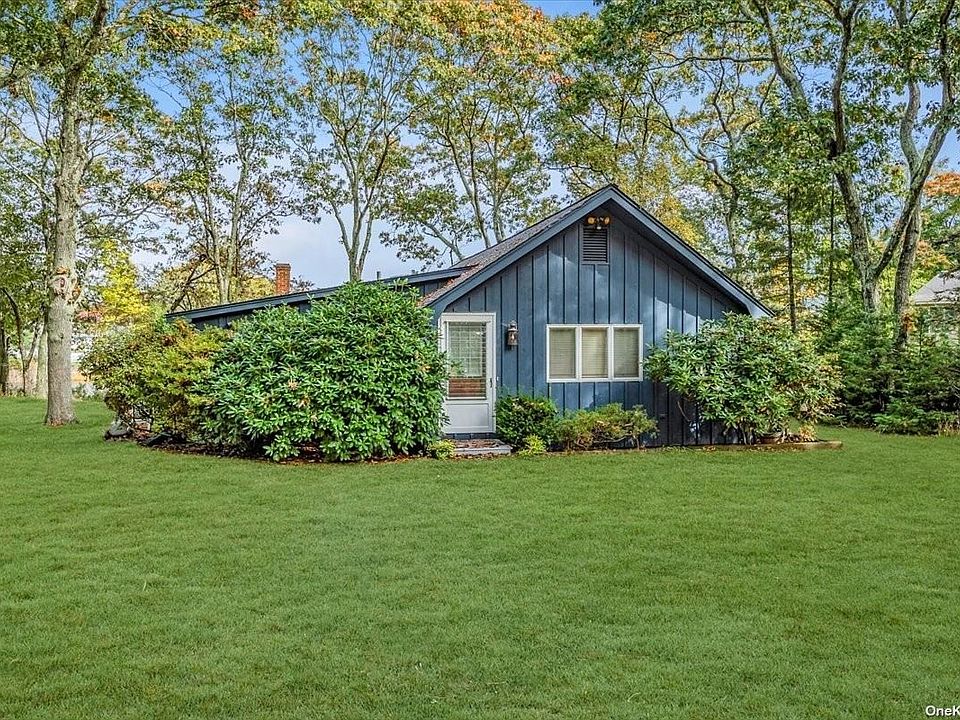 647 Pine Neck Road, Southold, NY 11971 Zillow