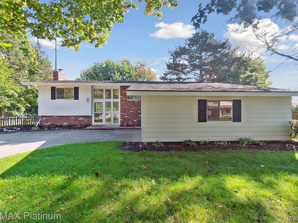 1st image of 5105 Hollywood Ct