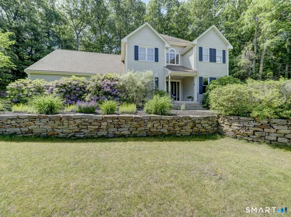 11 Lexington Road, Avon, CT 06001