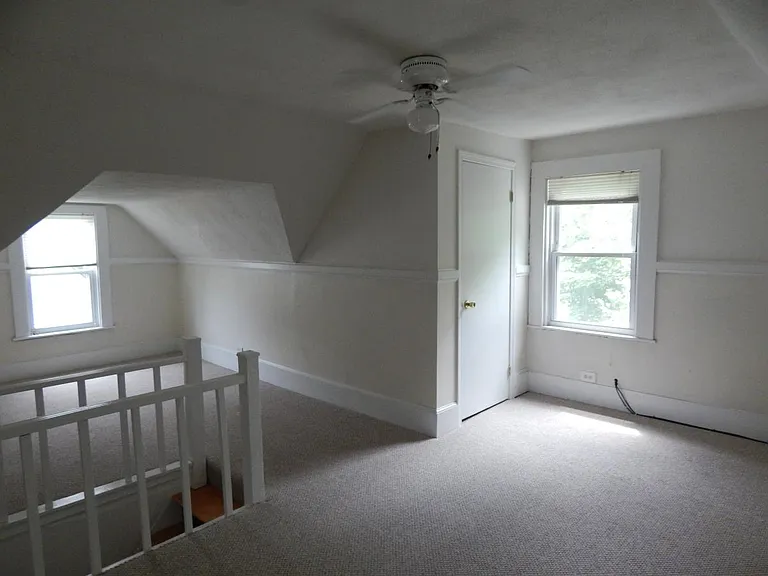 3rd floor bonus room