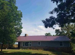 4825 Burgess Ln, Pulaski, VA 24301