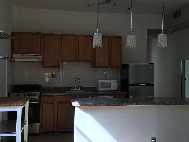 2738 Brown St #2 — Photo 11