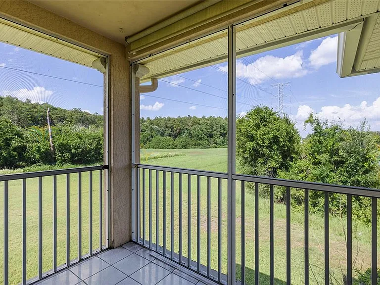 522 Villa Del Sol Cir #201 — Photo 18