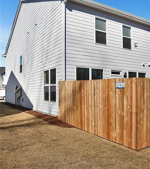 1615 Aiden Way — Photo 37
