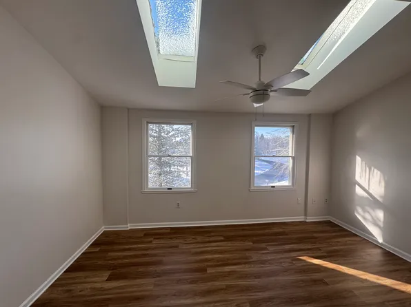 4363 Heritage Dr, Liverpool, NY 13090