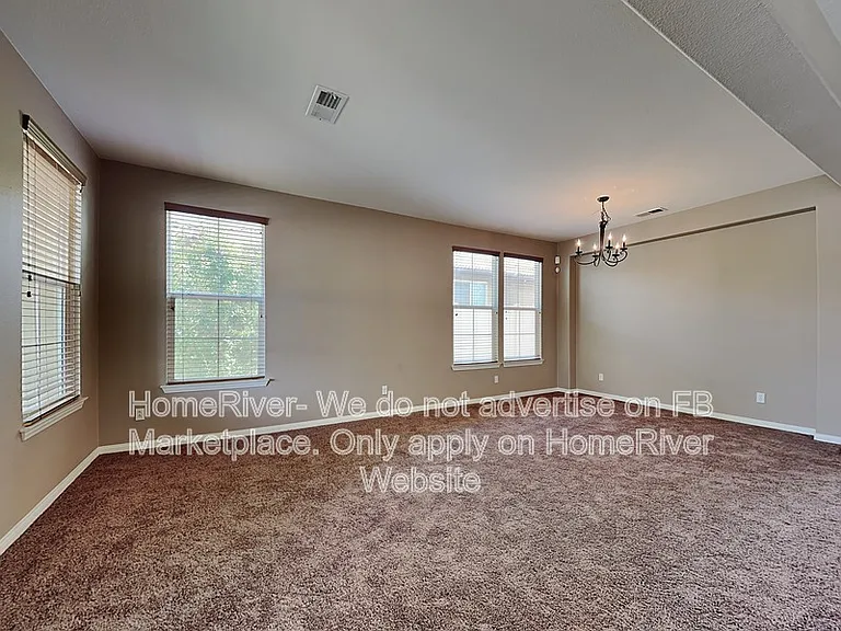 23655 Glazebrook Rd — Photo 4
