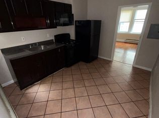 391-392 13th Ave #1, Newark, NJ 07103