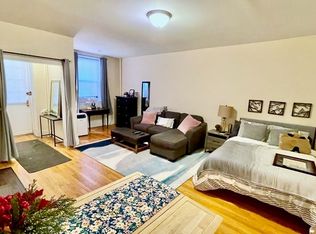 312 W 76th St #1F, New York, NY 10023