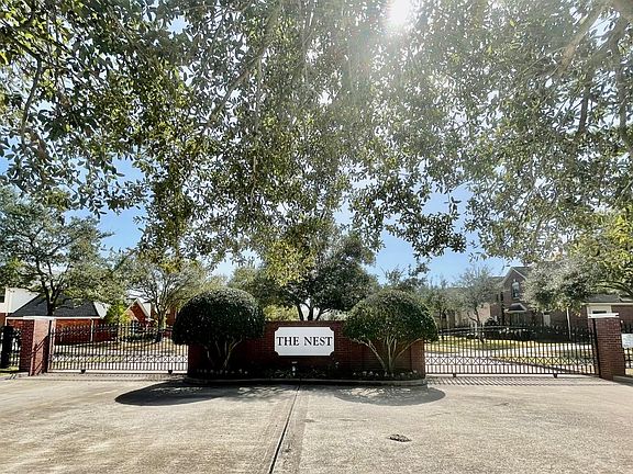 4th image of 24515 Pelican Hill Dr