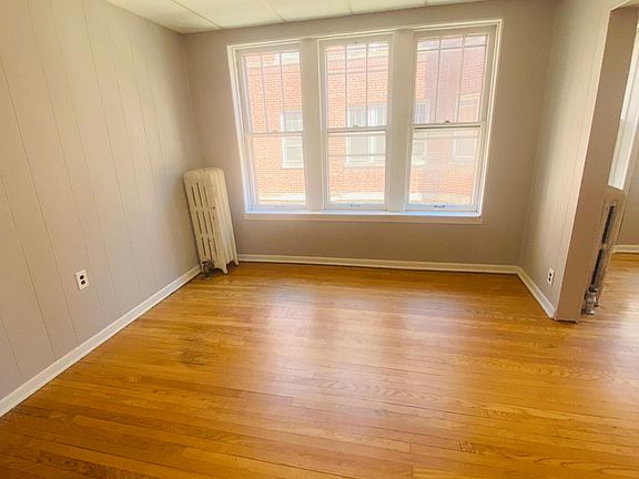 2nd image of 3932 N Keeler Ave APT 2B