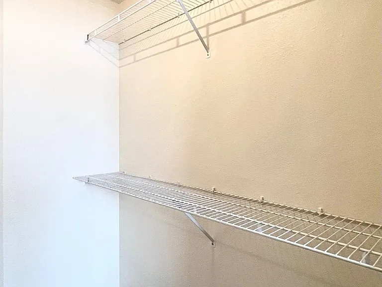 1810 4th Ave #10 — Photo 6