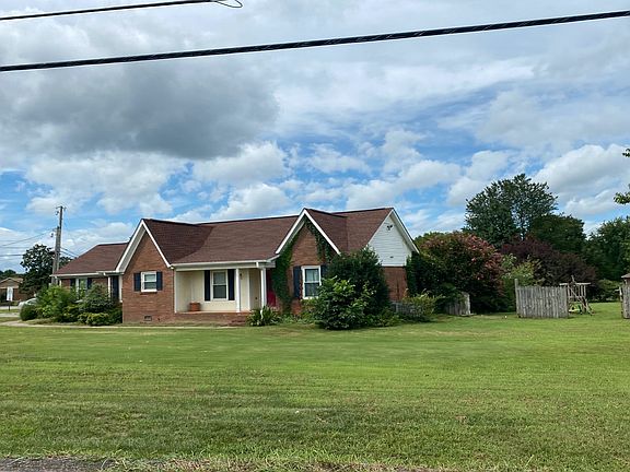 2nd image of 101 Hazelwood Dr