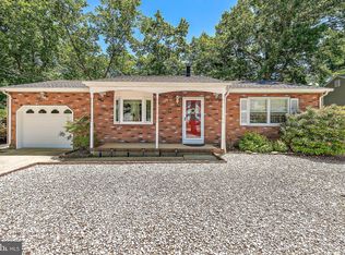 197 Bowline Rd, Manahawkin, NJ 08050