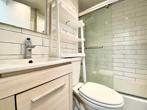 337 West 138th Street 5A image 3 of 4